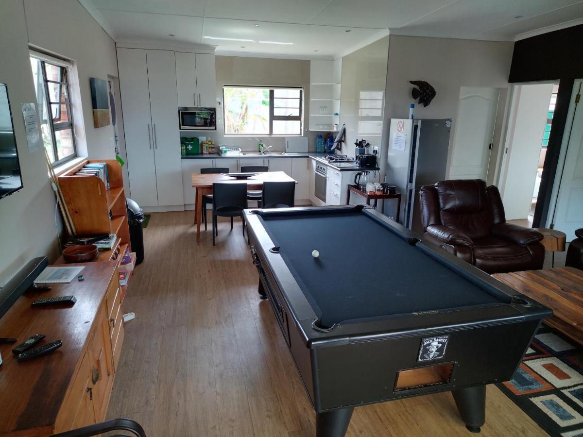 2 Bedroom Guest Suite At A-Frame Glengariff Beach Glen Eden 외부 사진